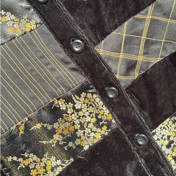 Robert Louis Black Gold Button Down Blouse Size M - Picture 5 of 10